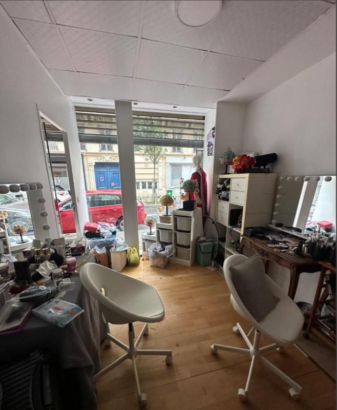 Location local commercial 29 m² non divisibles