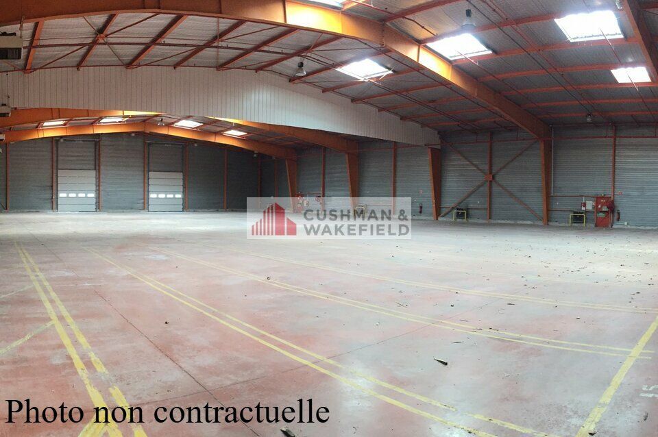 Location local d''activites 3380 m² non divisibles