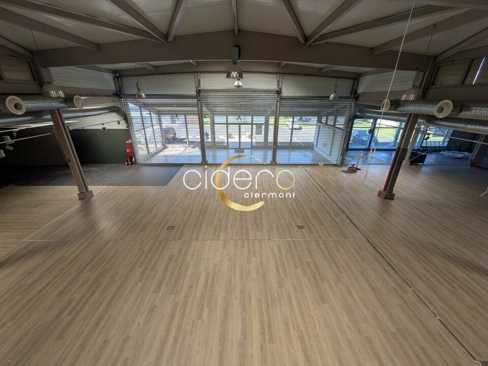 A vendre local commercial Cournon d'Auvergne (63800)