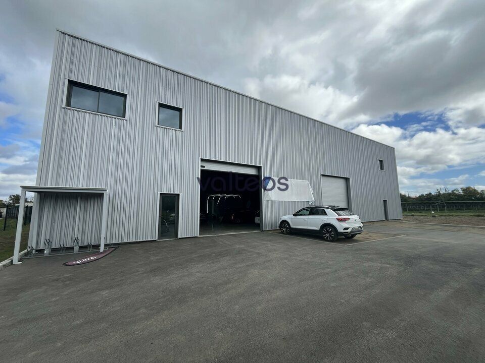 Location local d''activites 520 m² non divisibles