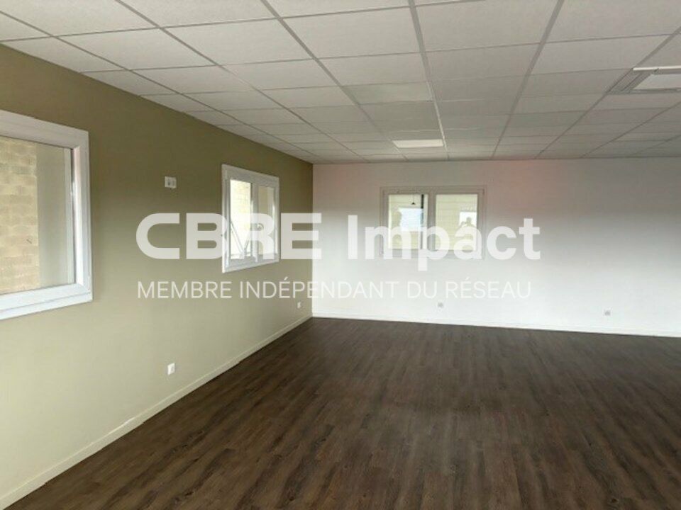 Cernay-les-Reims local d'une surface total de 747 m²