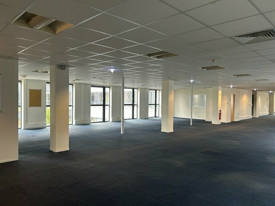 Location bureaux 467 m² non divisibles