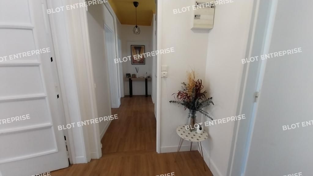 Location bureaux 79 m² non divisibles