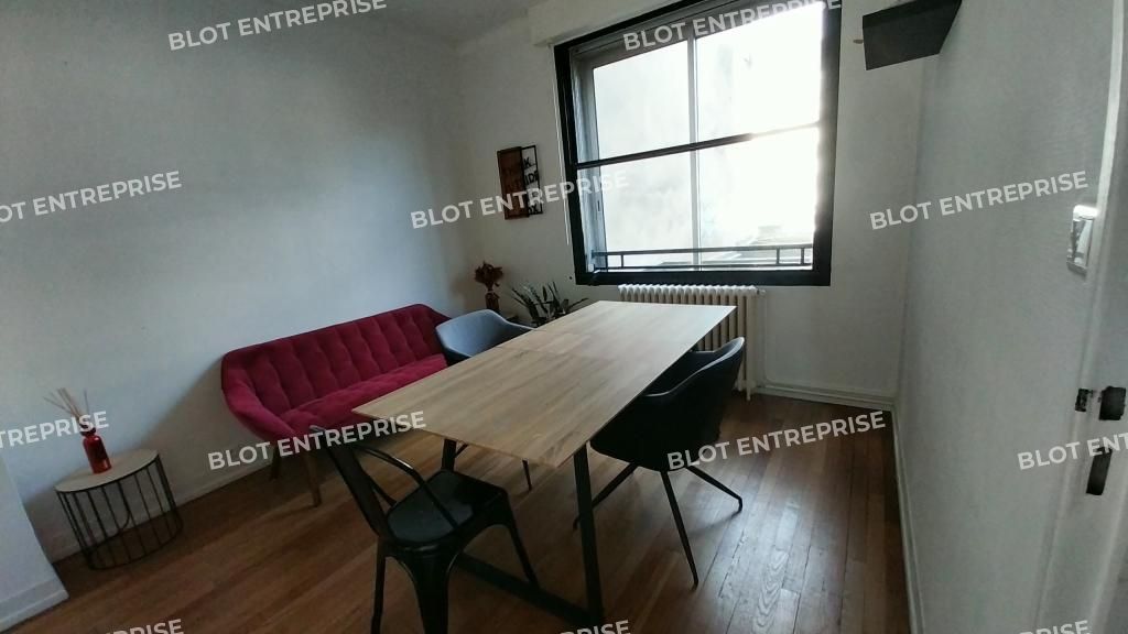 Location bureaux 79 m² non divisibles