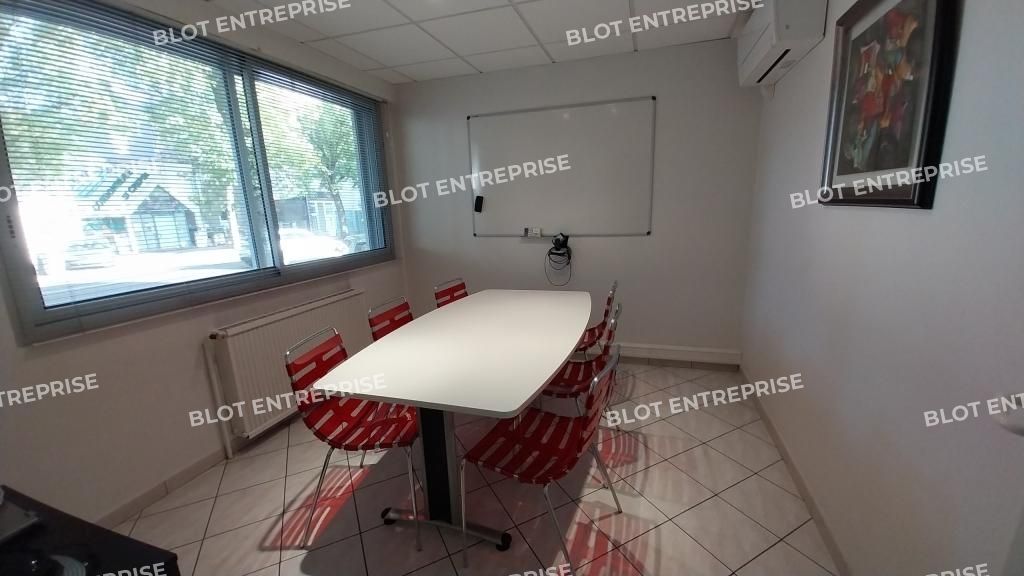 Vente bureaux 62 m² non divisibles