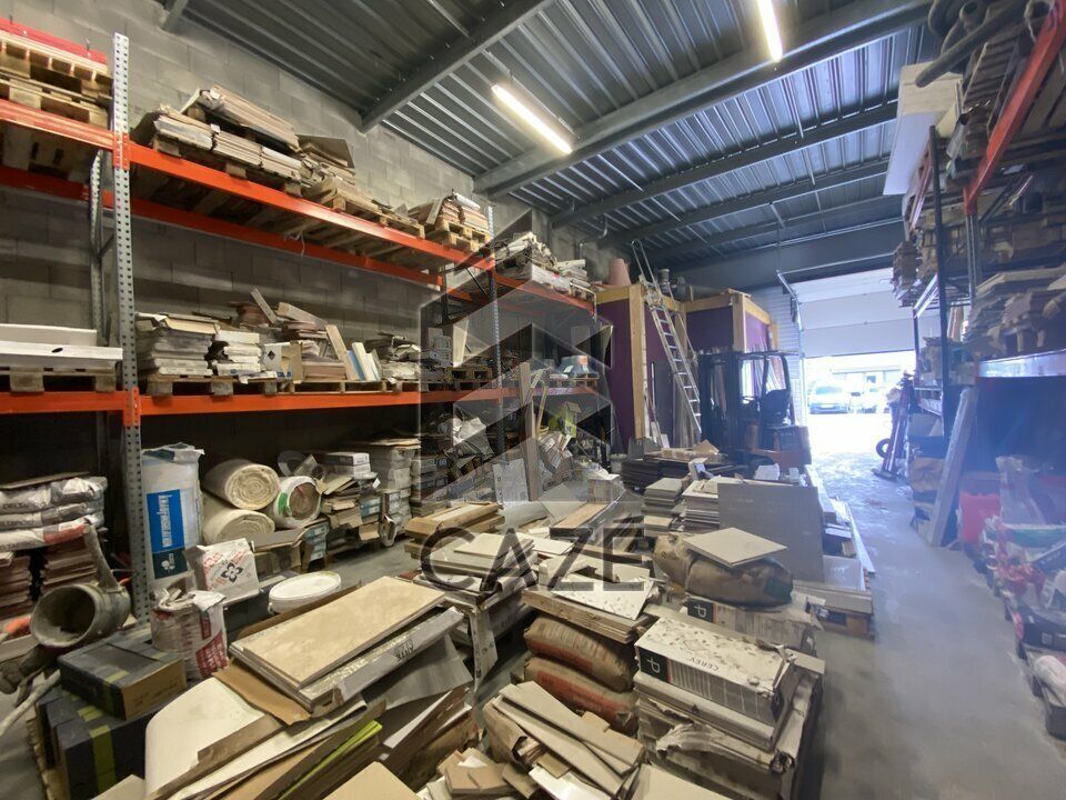 Vente local d''activites 120 m² non divisibles