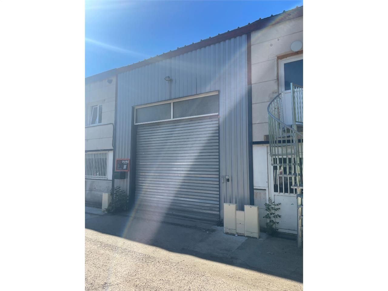 Location local 180.00 m² à LIMOGES