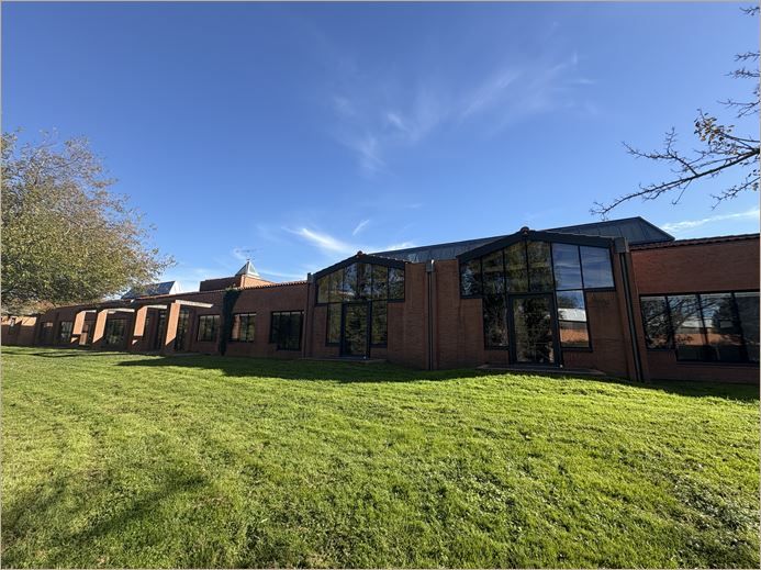 Location Bureaux neufs 1510 m² non divisibles