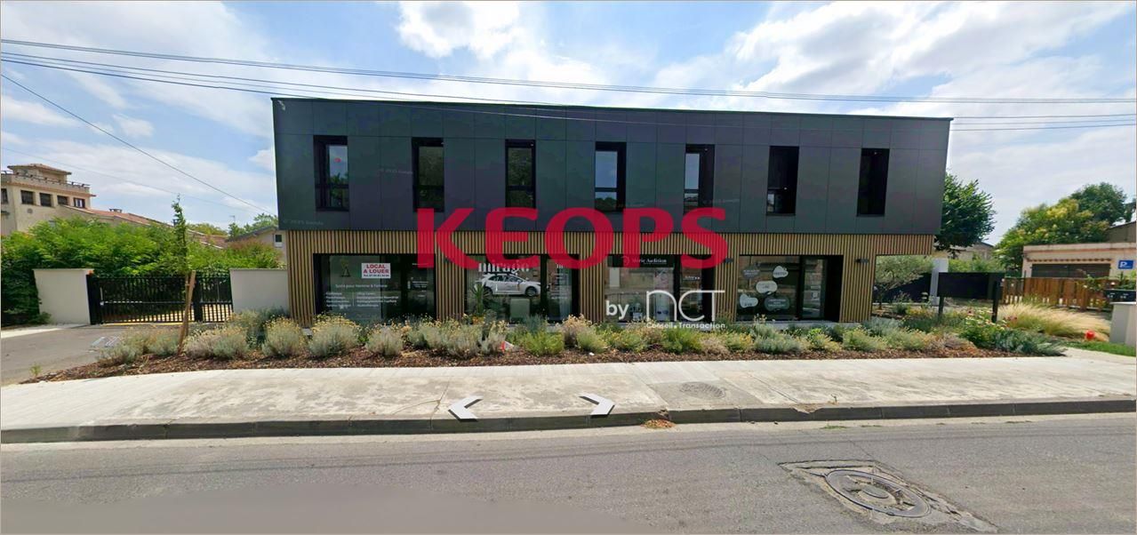 Location Commerce/boutique 32 m² non divisibles