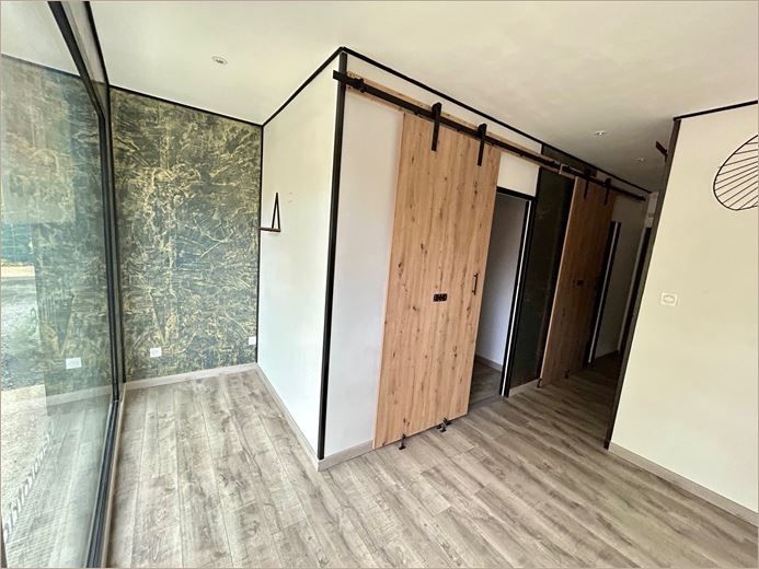 Location Commerce/boutique 32 m² non divisibles