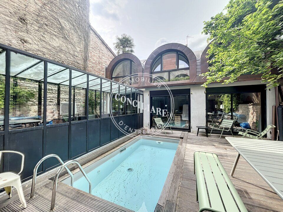 Location bureaux 158 m² non divisibles