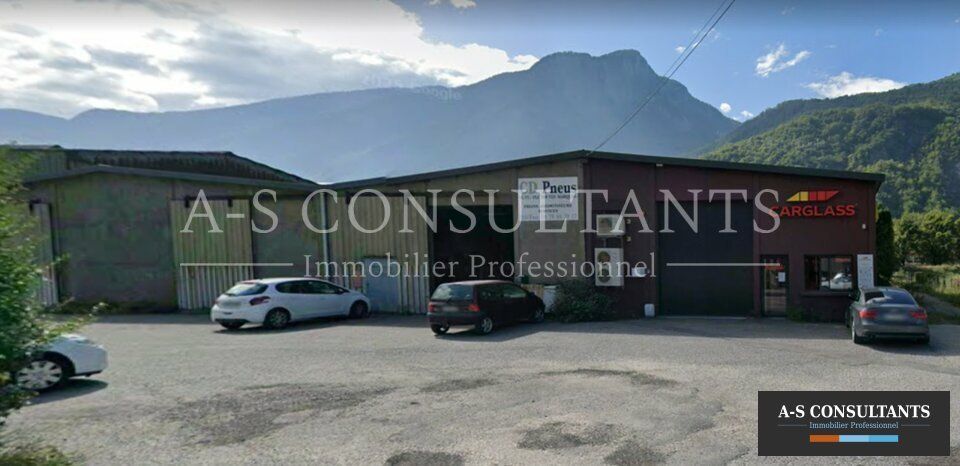 Location local commercial 400 m² non divisibles