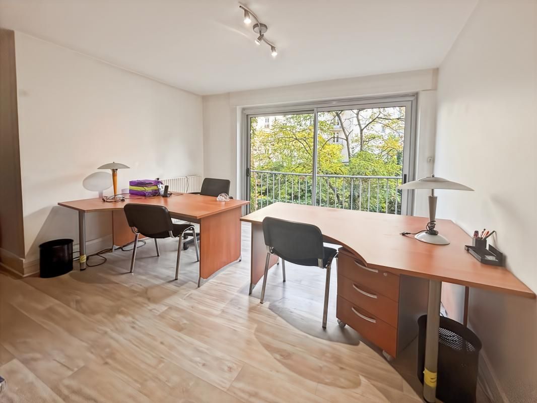 Location bureaux 91 m² non divisibles
