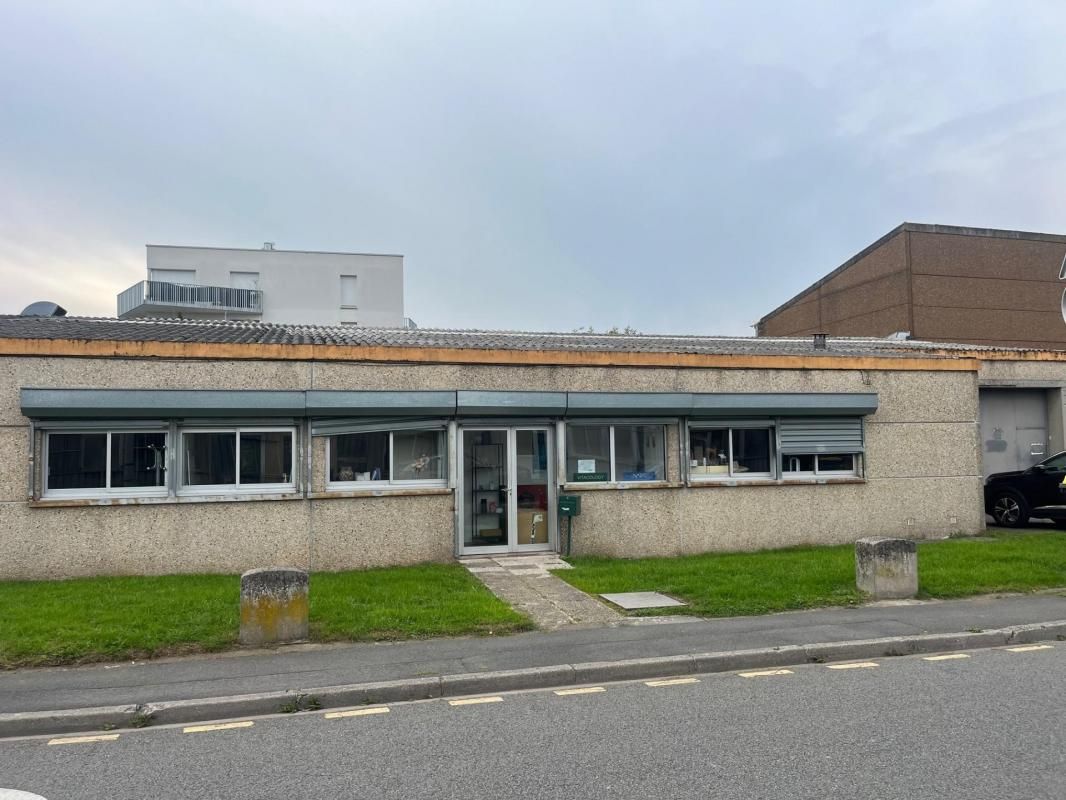 Vente entrepôts 450 m² non divisibles