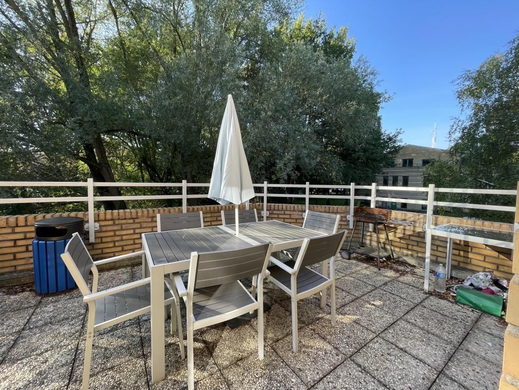 Location bureaux 178 m² non divisibles