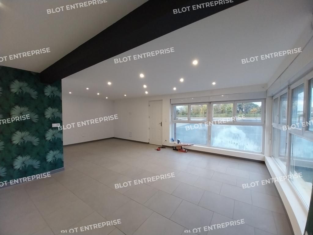 Location bureaux 197 m² non divisibles