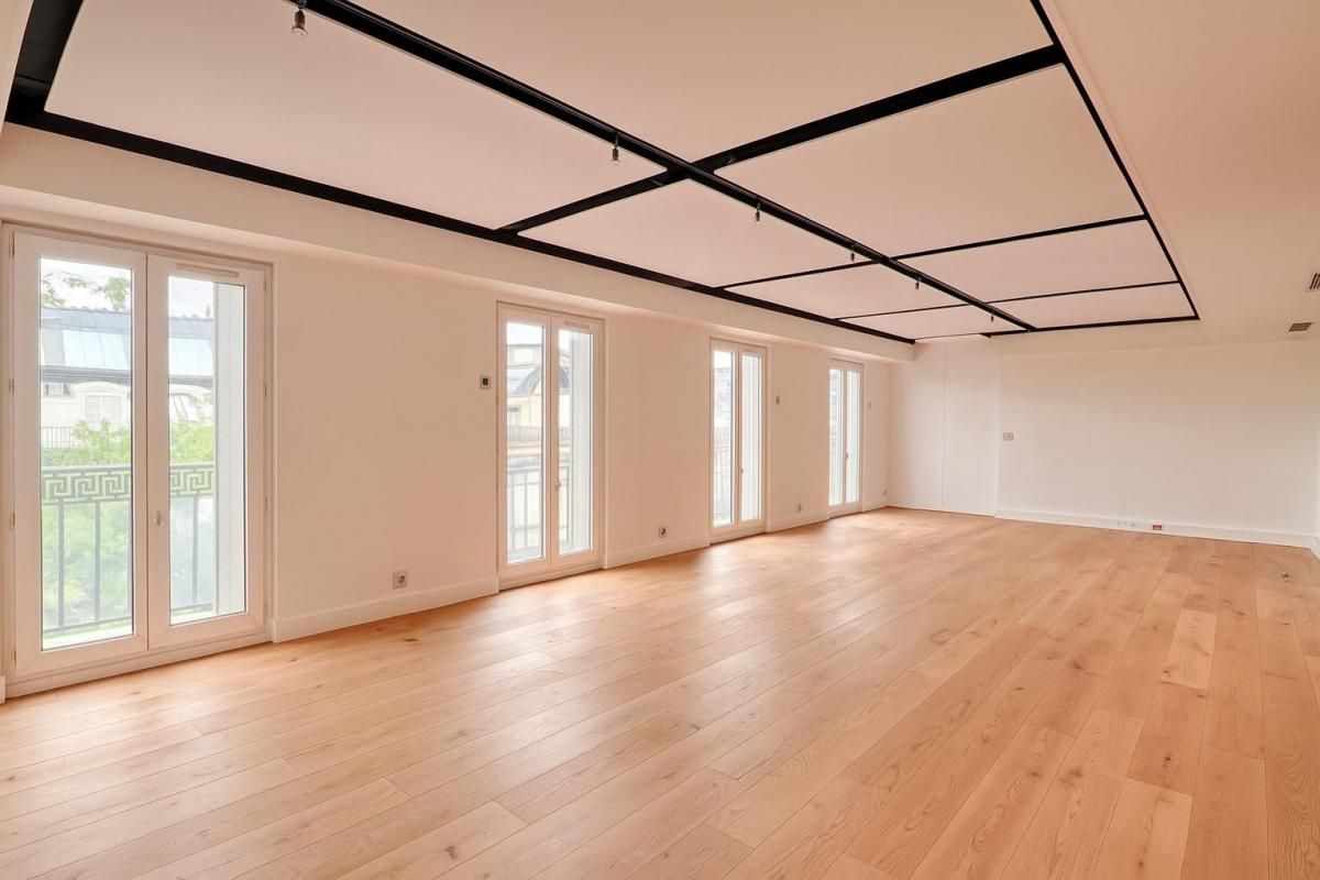 Location bureaux 378 m² non divisibles