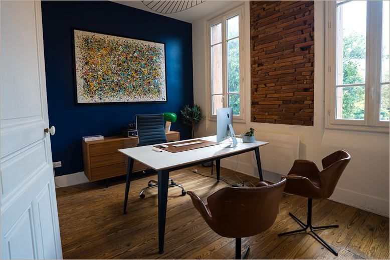 Location Bureaux récents 93 m² non divisibles