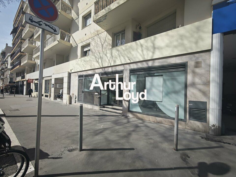 Vente local commercial 195 m² non divisibles