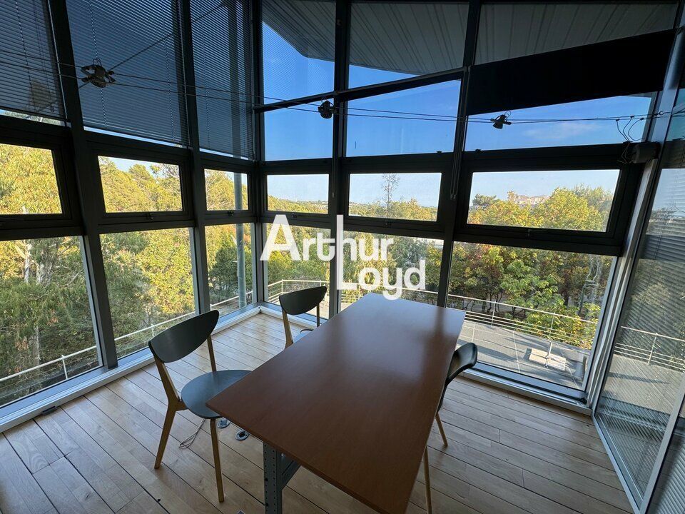 Location de bureaux 160 m² avec terrasse - Sophia Antipolis