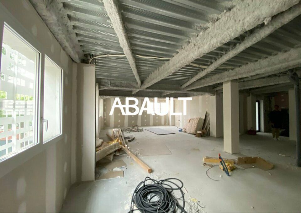 Vente bureaux 111.46 m² non divisibles