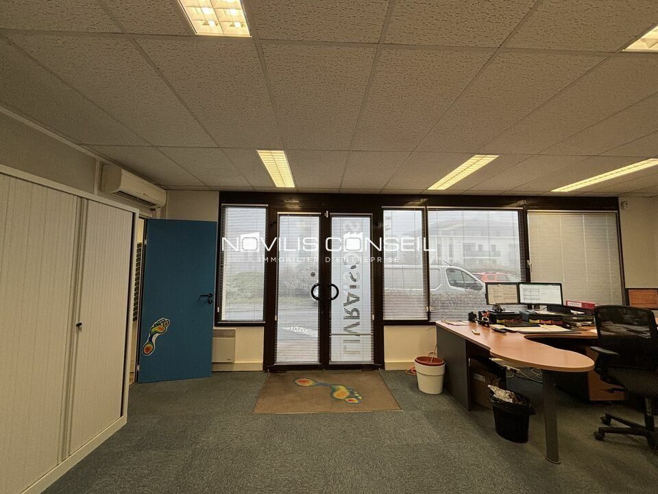 Location local d''activites 358 m² non divisibles