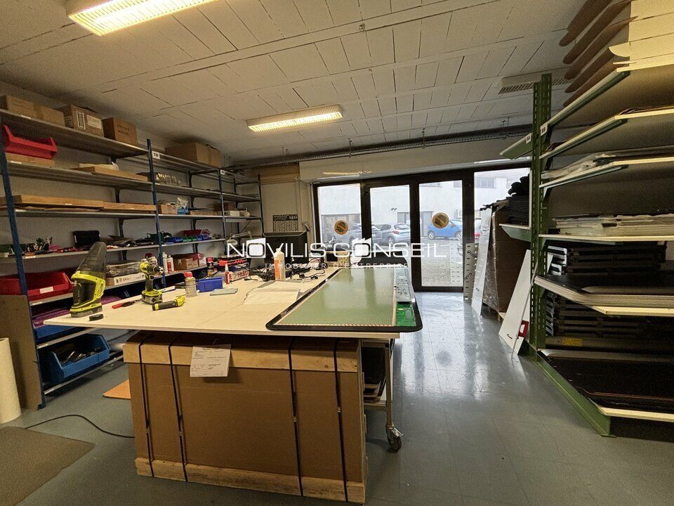 Location activité/entrepôt - 358 m²
