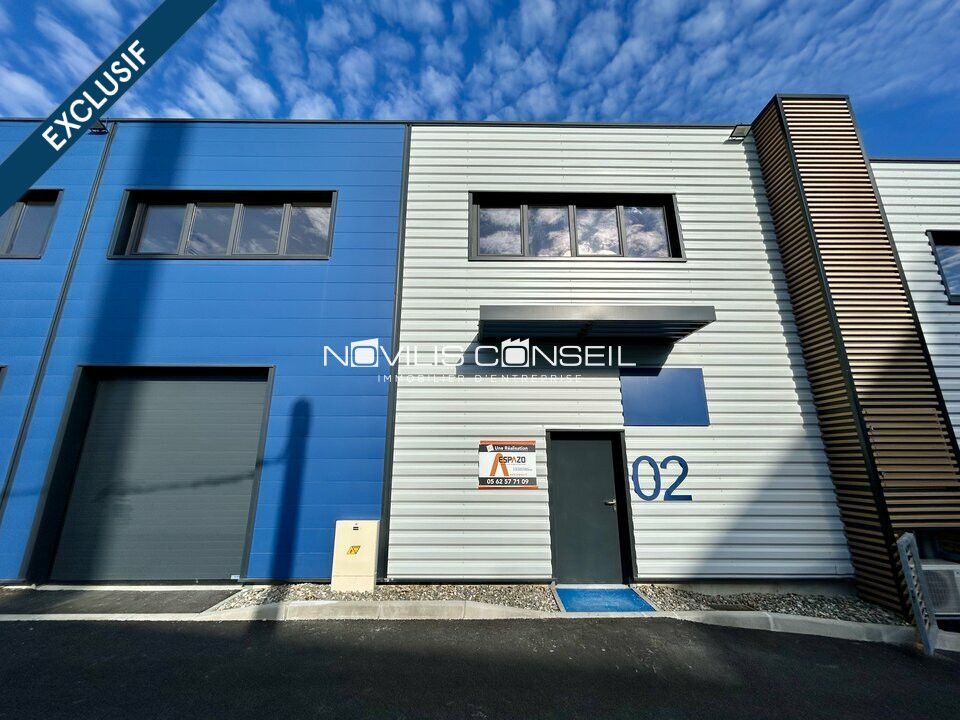Location local d''activites 161 m² non divisibles
