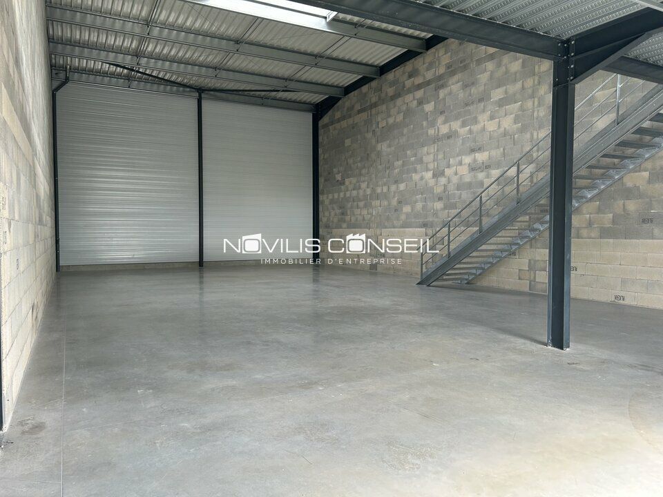 Activité/Entrepôt à vendre - 197 m²