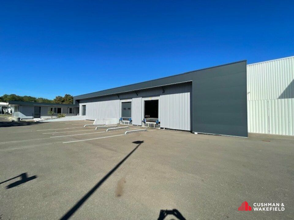 GRADIGNAN LA POTERIE - BATIMENT INDEPENDANT A VENDRE