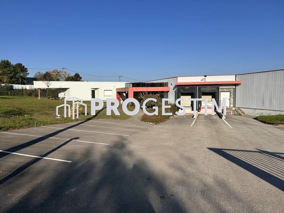 Location local d''activites 1148 m² non divisibles