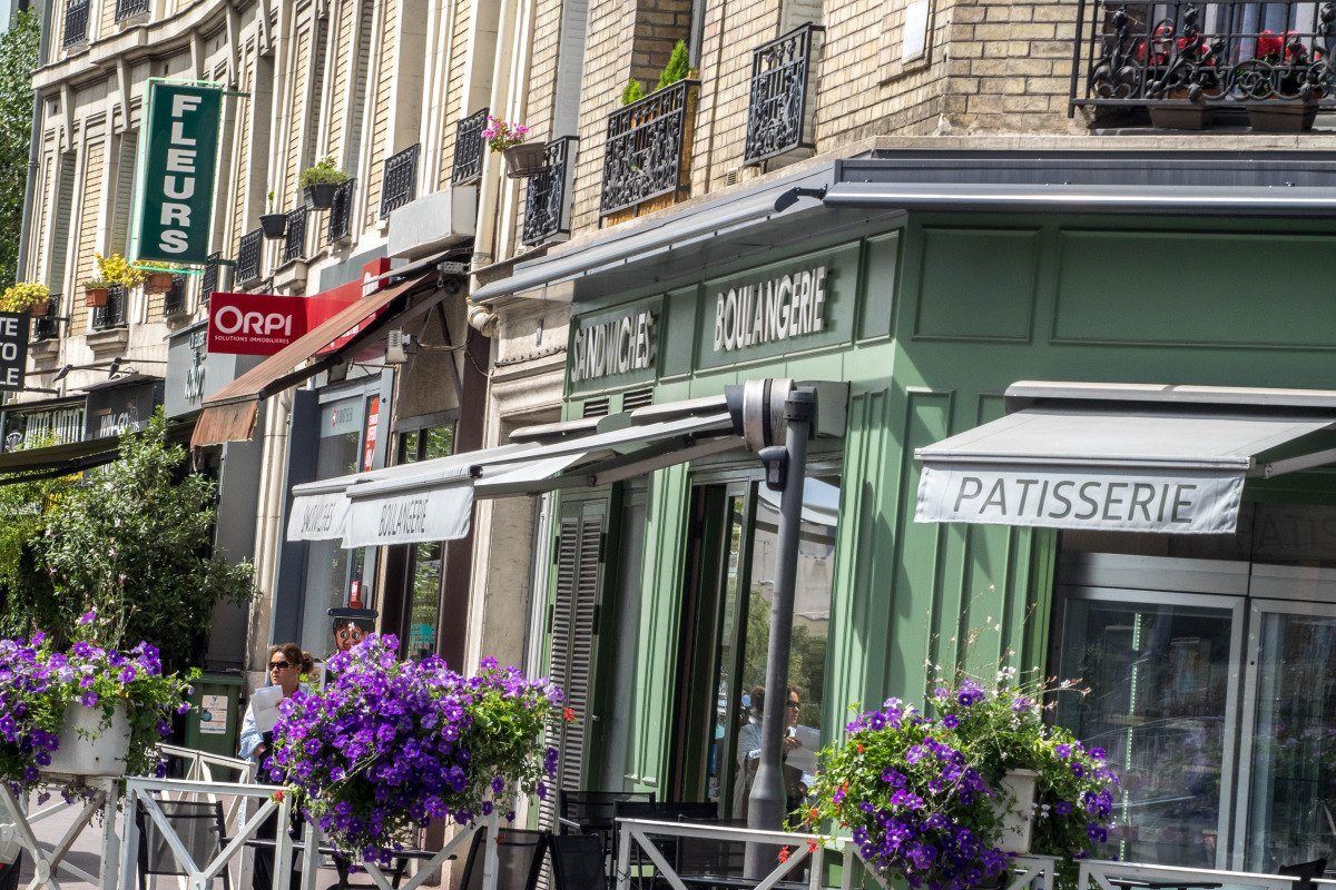 Location boutique 48 m² à Montrouge