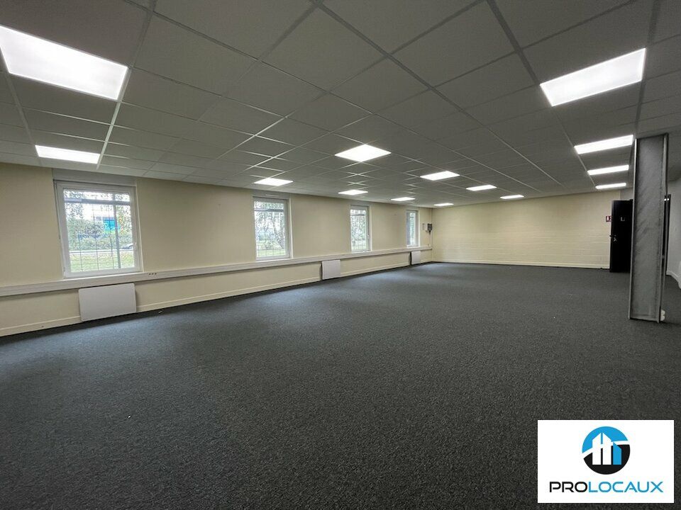 Location bureaux 93 m² non divisibles