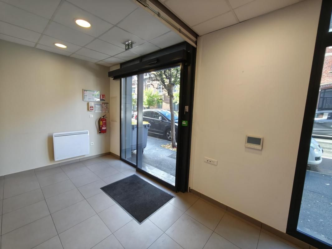 Vente bureaux 60 m² non divisibles