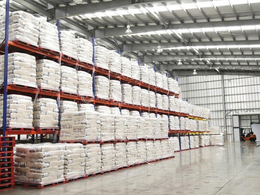 Location local d''activites 1800 m² divisibles à partir de 500 m²