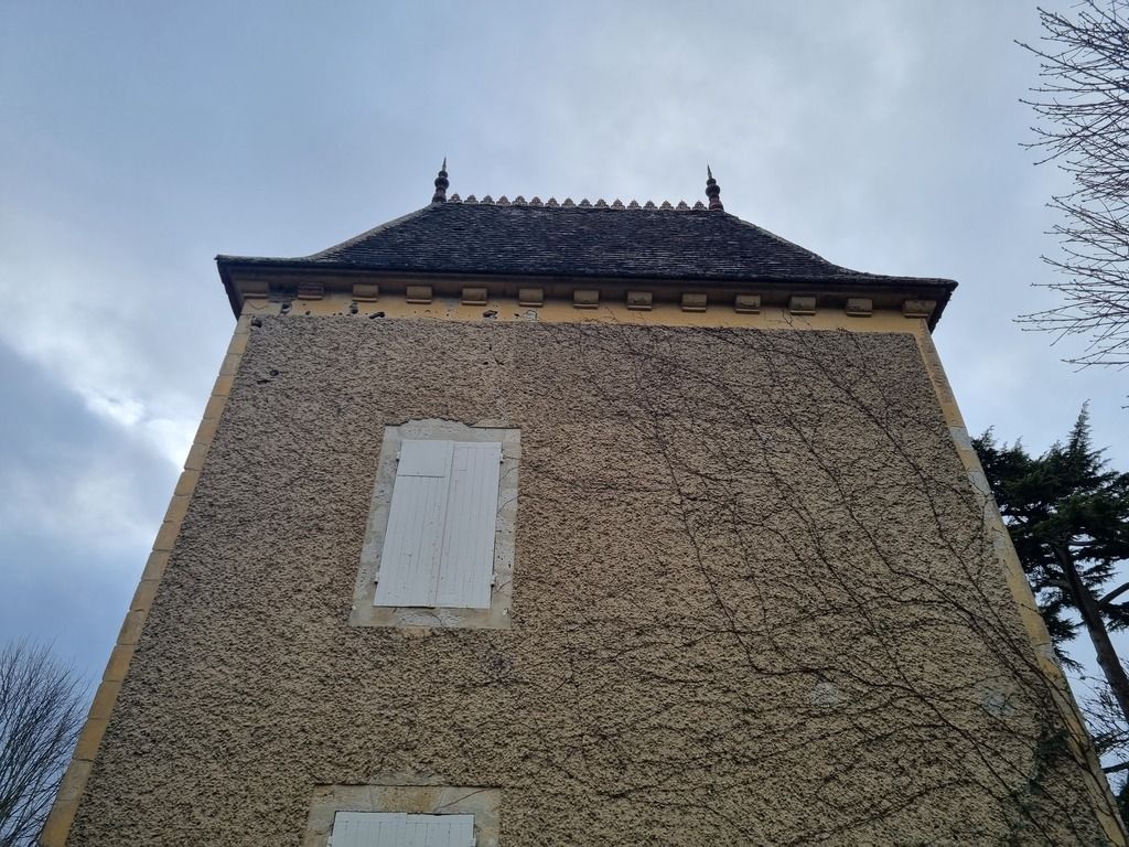 Vente immeuble 940 m² à LAYRAC