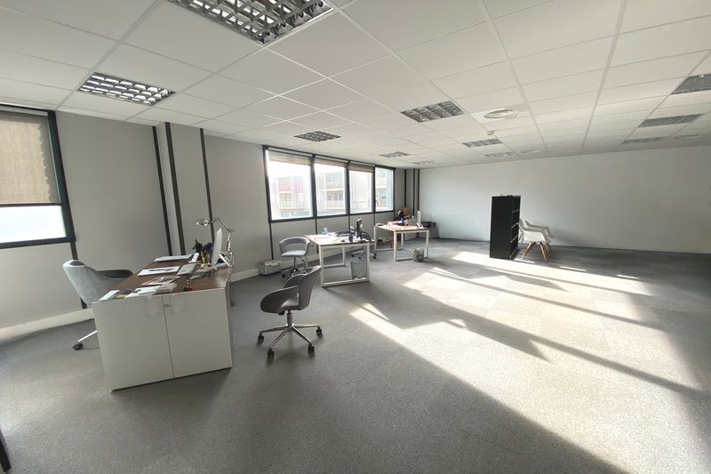 Grabels - La Valsière : à vendre, bureaux de 234 m² 