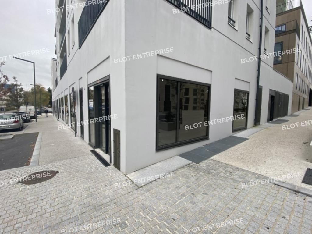 Location bureaux 152 m² non divisibles