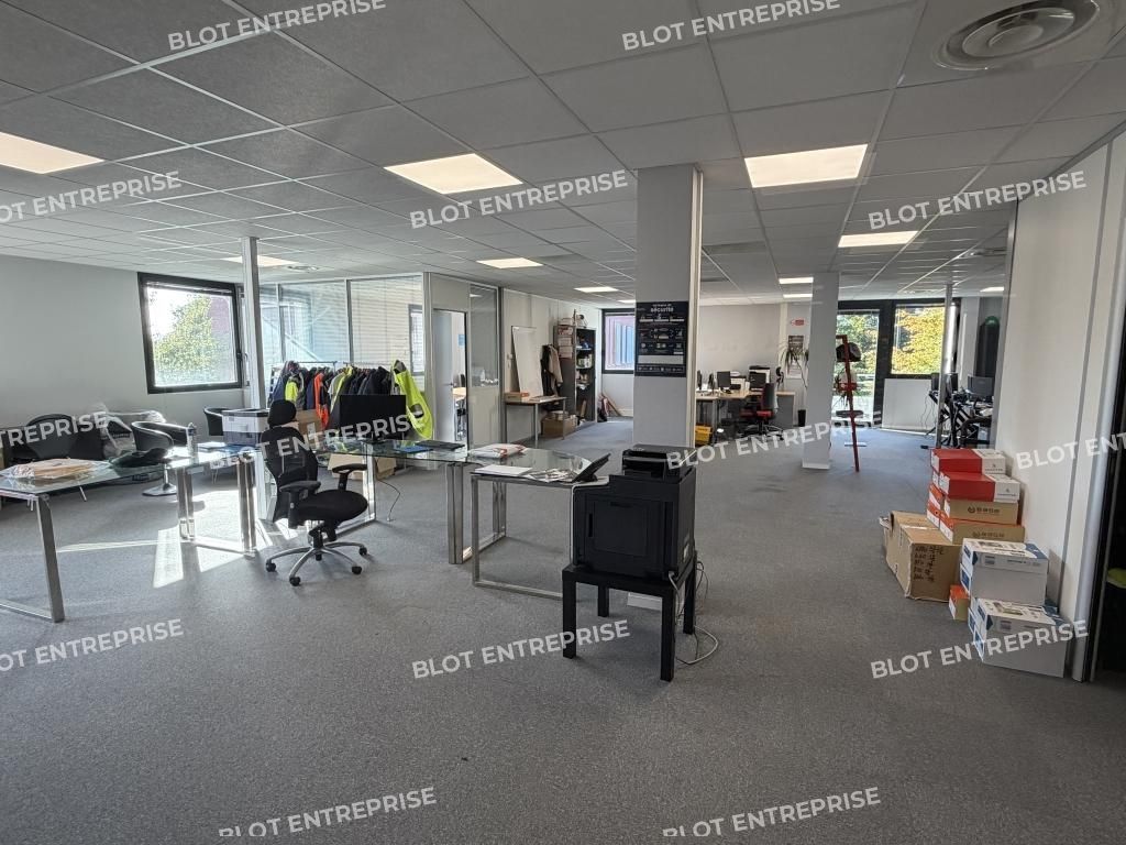 Vente bureaux 192 m² non divisibles