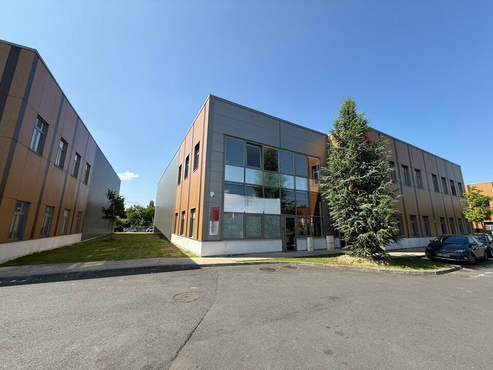 Location local d''activites 409 m² non divisibles
