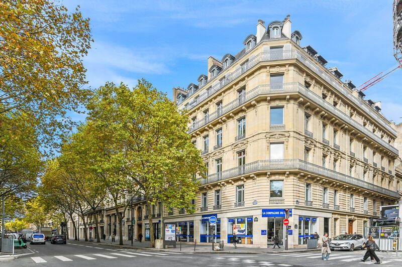 Location bureaux 520.8 m² à Paris