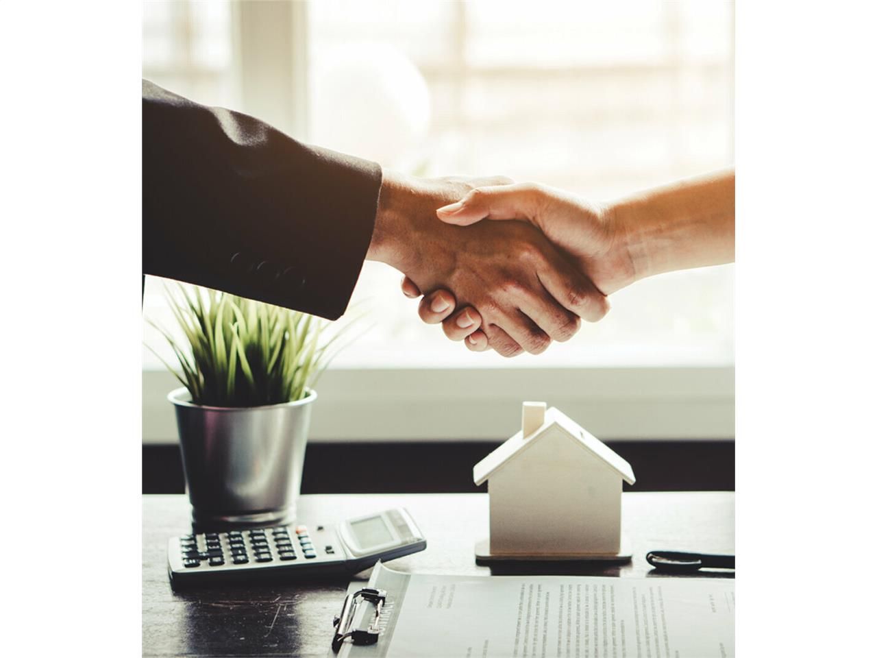  A VENDRE– Cellule d'activité rénovée de 500 m² CHELLES