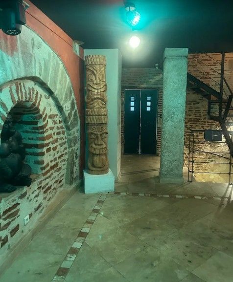 Vente fonds de commerce 268 m² à CAHORS