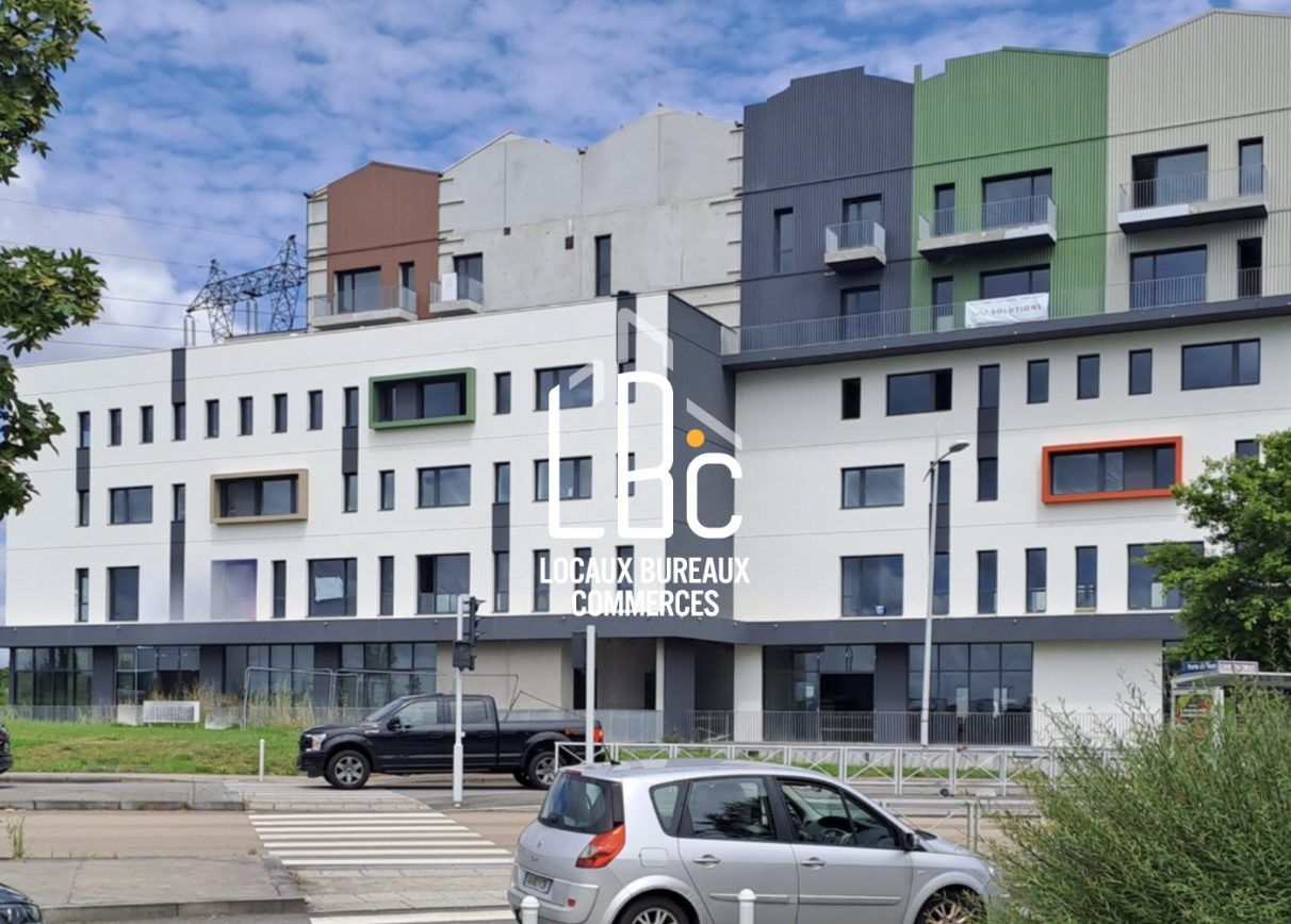 Location bureaux 441.00 m² à Rezé