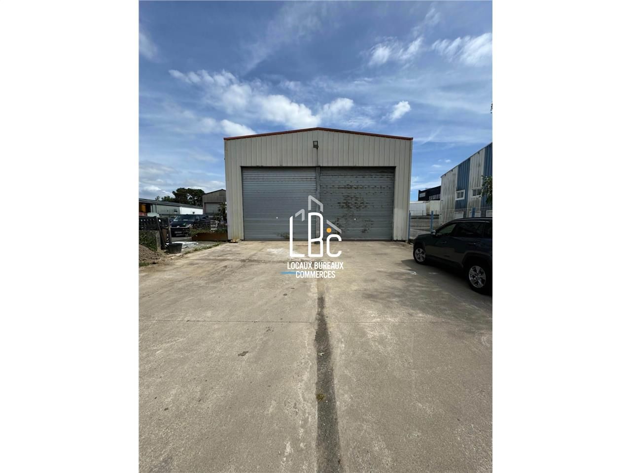 Vente local 240.00 m² à Carquefou