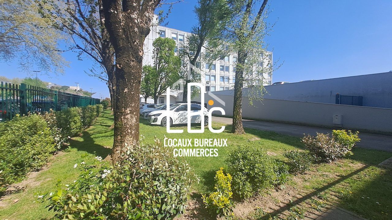 Location bureaux 74.00 m² à Nantes