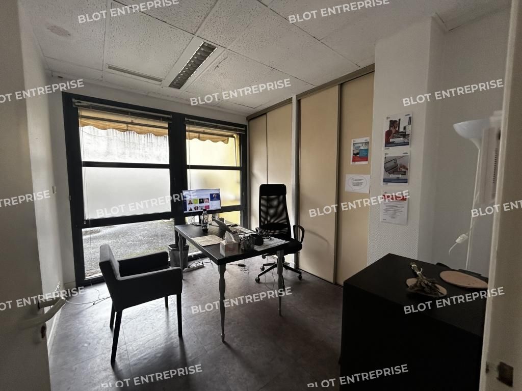 Location bureaux 155 m² non divisibles