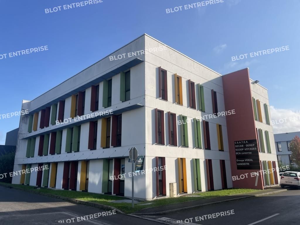 Vente bureaux 350 m² non divisibles