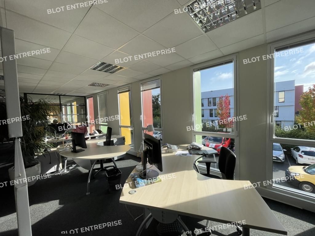 Vente bureaux 350 m² non divisibles