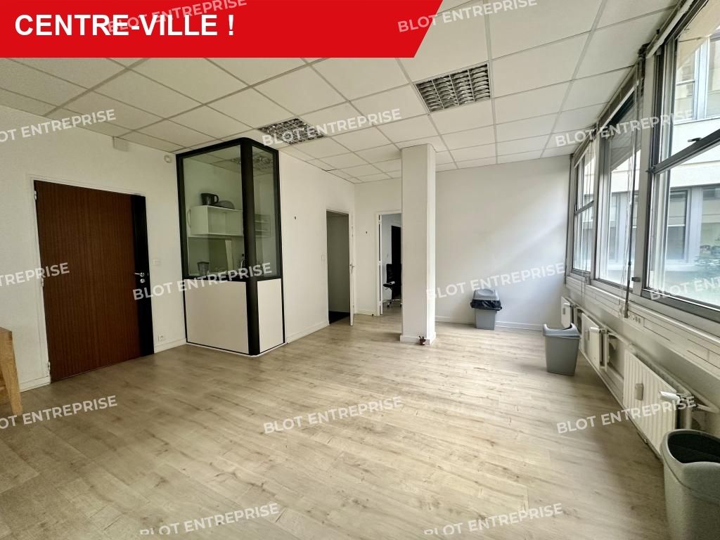 Vente bureaux 76 m² non divisibles
